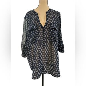 Gap Navy Blue Floral Women's Top 3/4 or long sleeve